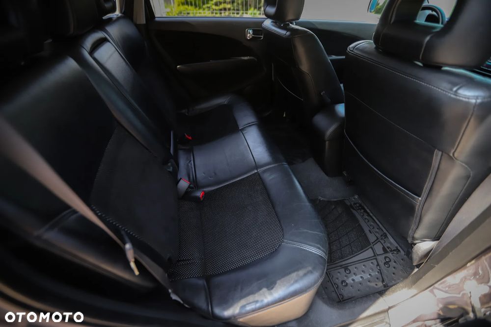 Mitsubishi Outlander 2.0 Turbo 4WD - 9