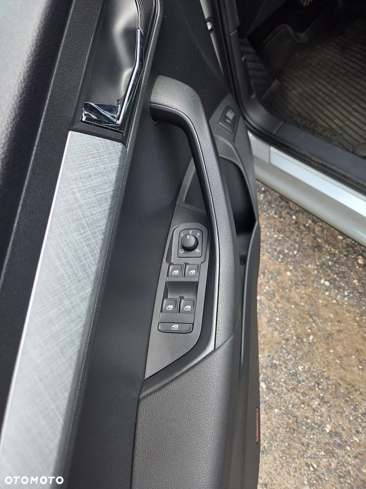 Skoda Karoq 1.5 TSI ACT Ambition DSG - 17