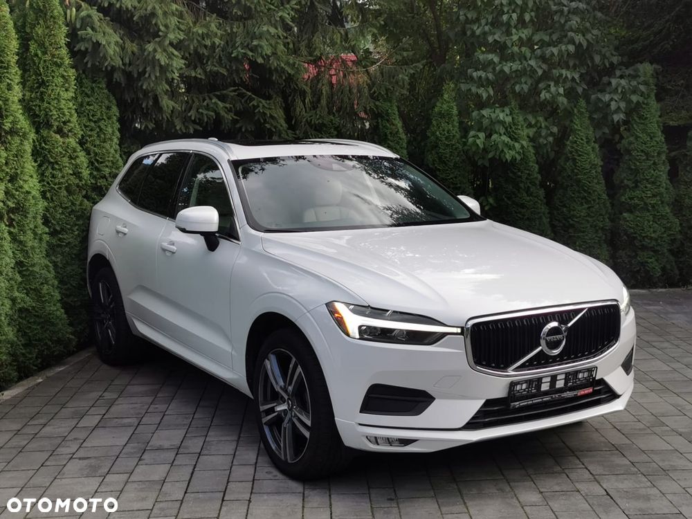 Volvo XC 60 T5 AWD Geartronic Momentum Pro - 1
