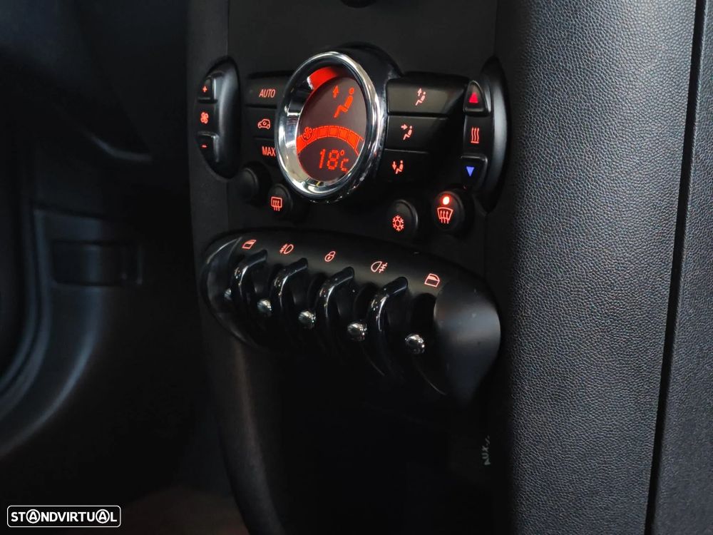 MINI 3 Portas One D - 35