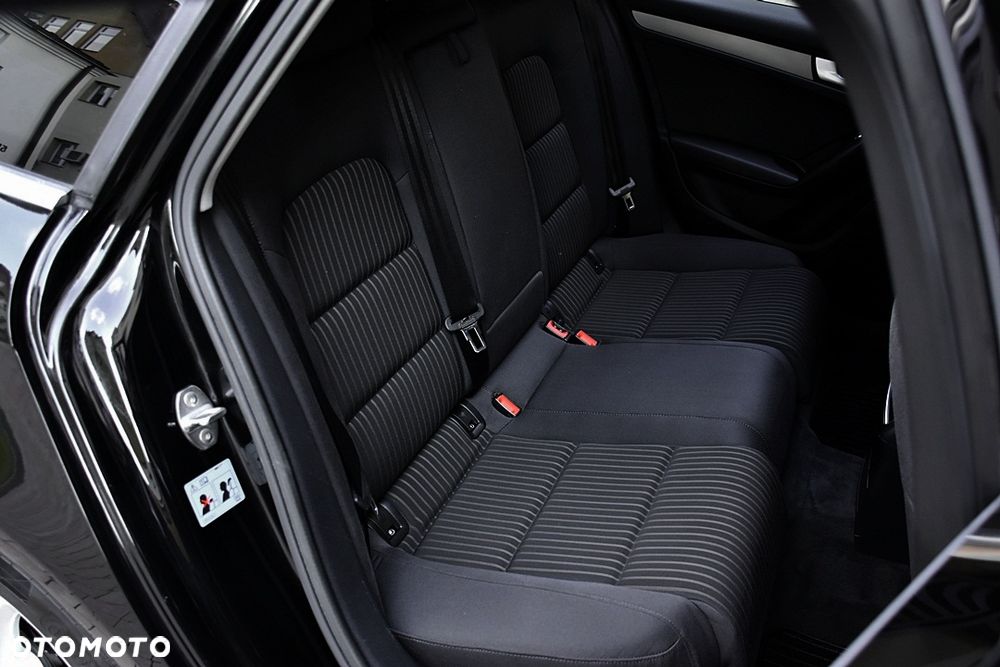 Audi A4 Avant 2.0 TDI DPF quattro Attraction - 38