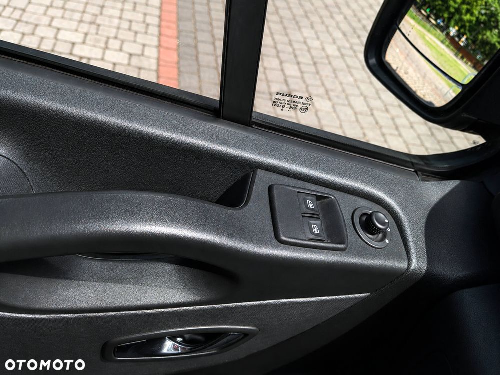 Opel Vivaro L2H1 2.9t Edition Tour - 27