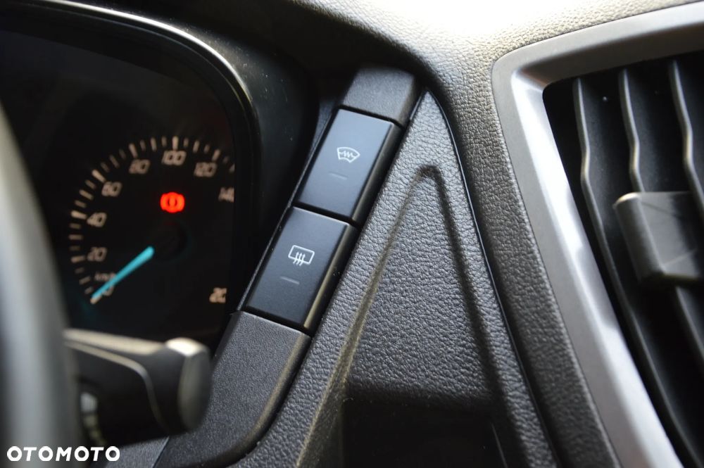Ford Transit - 25