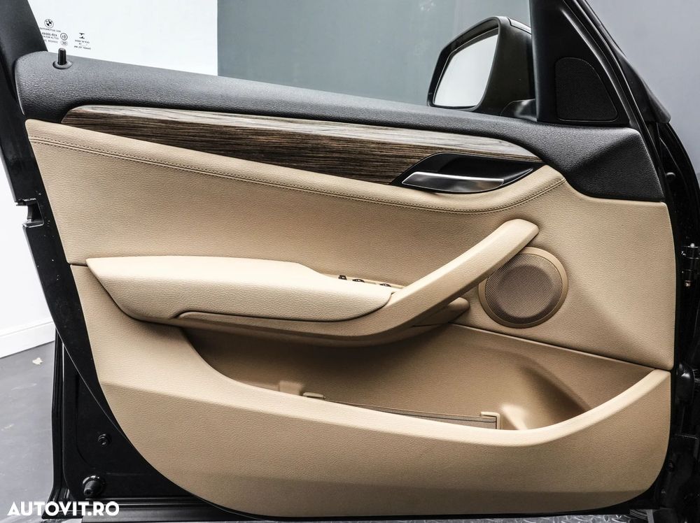 BMW X1 - 24