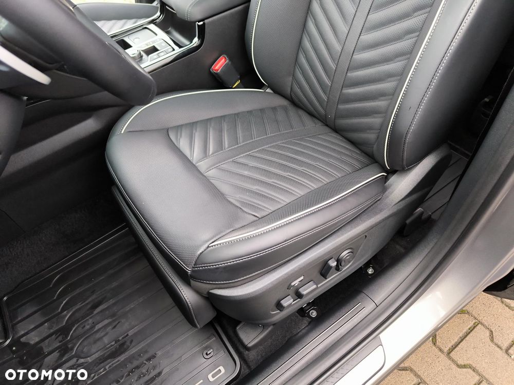 Kia Sorento 2.2 CRDi Prestige Line AWD DCT 7os - 12