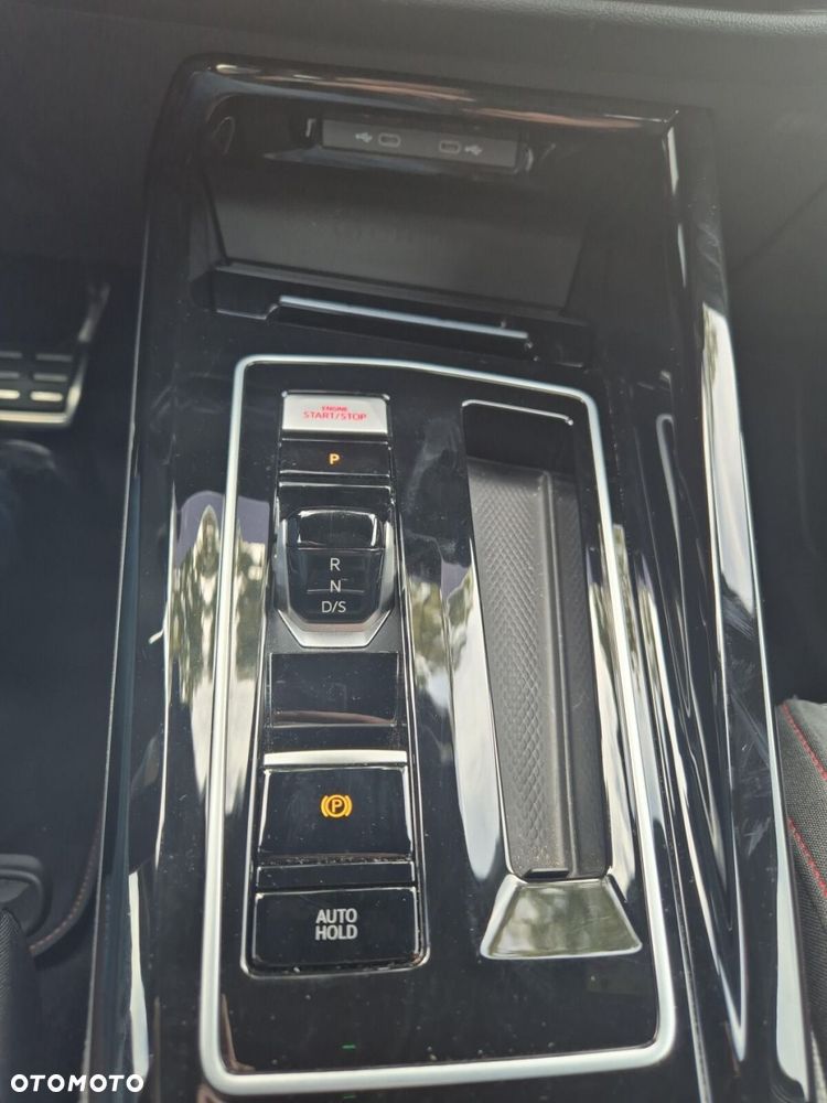 Volkswagen Golf - 29