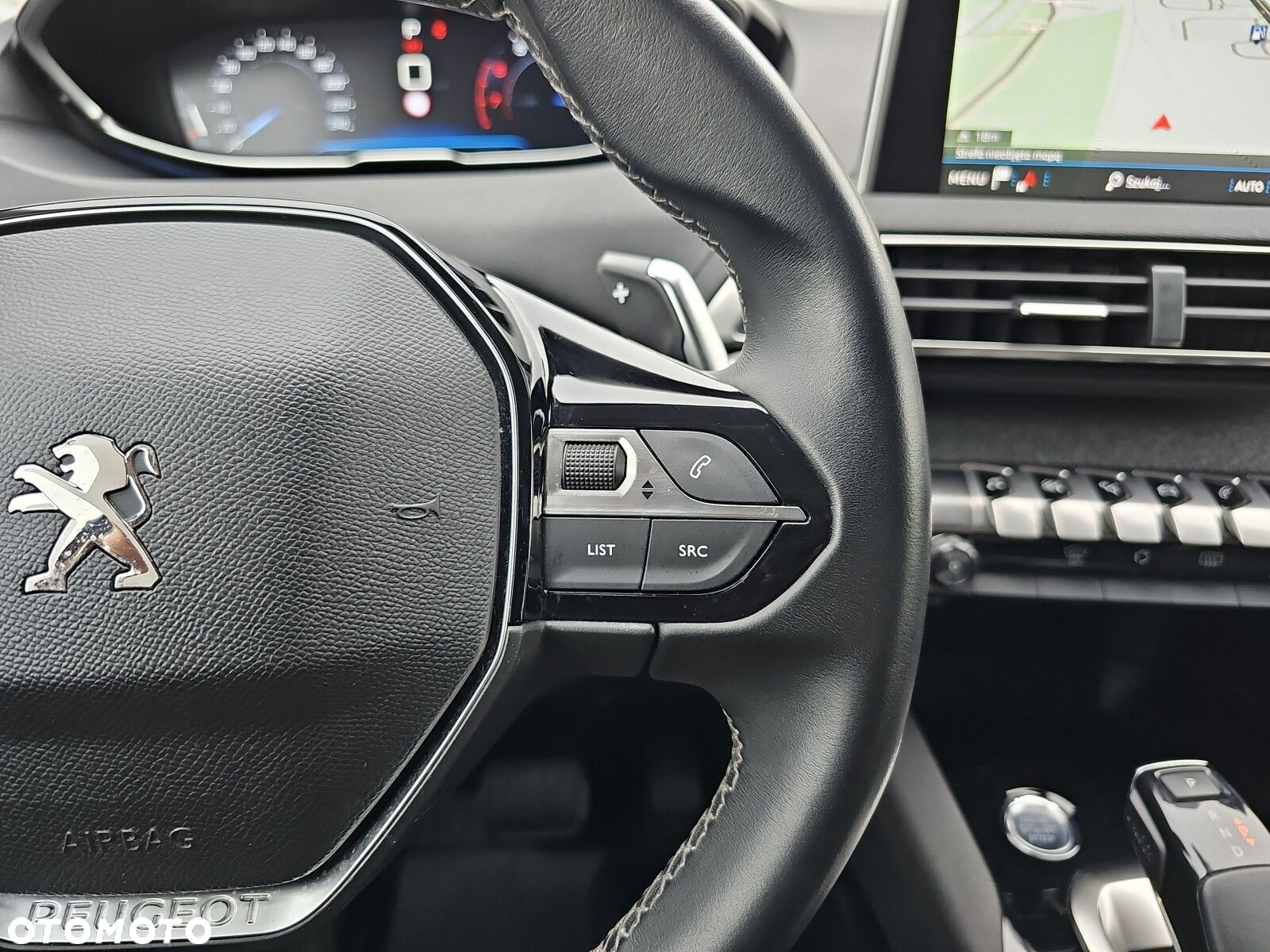 Peugeot 3008 1.2 PureTech GPF Allure S&S EAT8 - 14