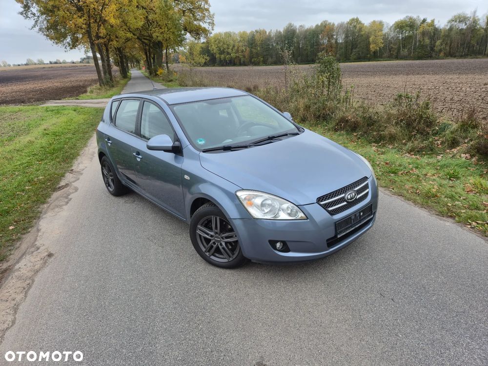 Kia Ceed Cee'd 1.6 Crdi Comfort - 22