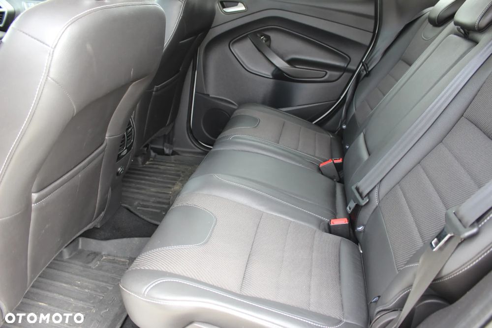 Ford Kuga 2.0 TDCi 4x4 Titanium - 10