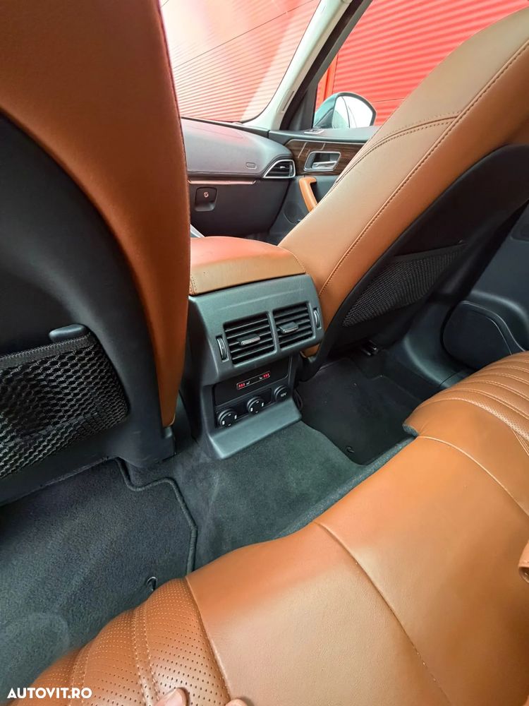 Jaguar F-Pace 25d AWD Aut. Portfolio - 25