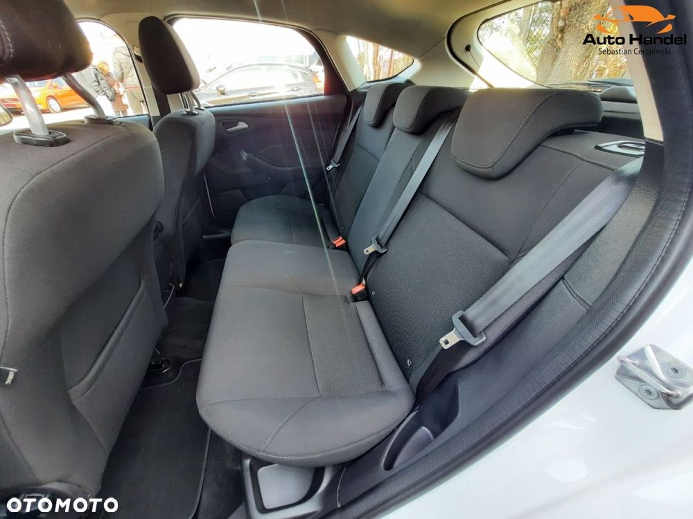Ford Focus - 34