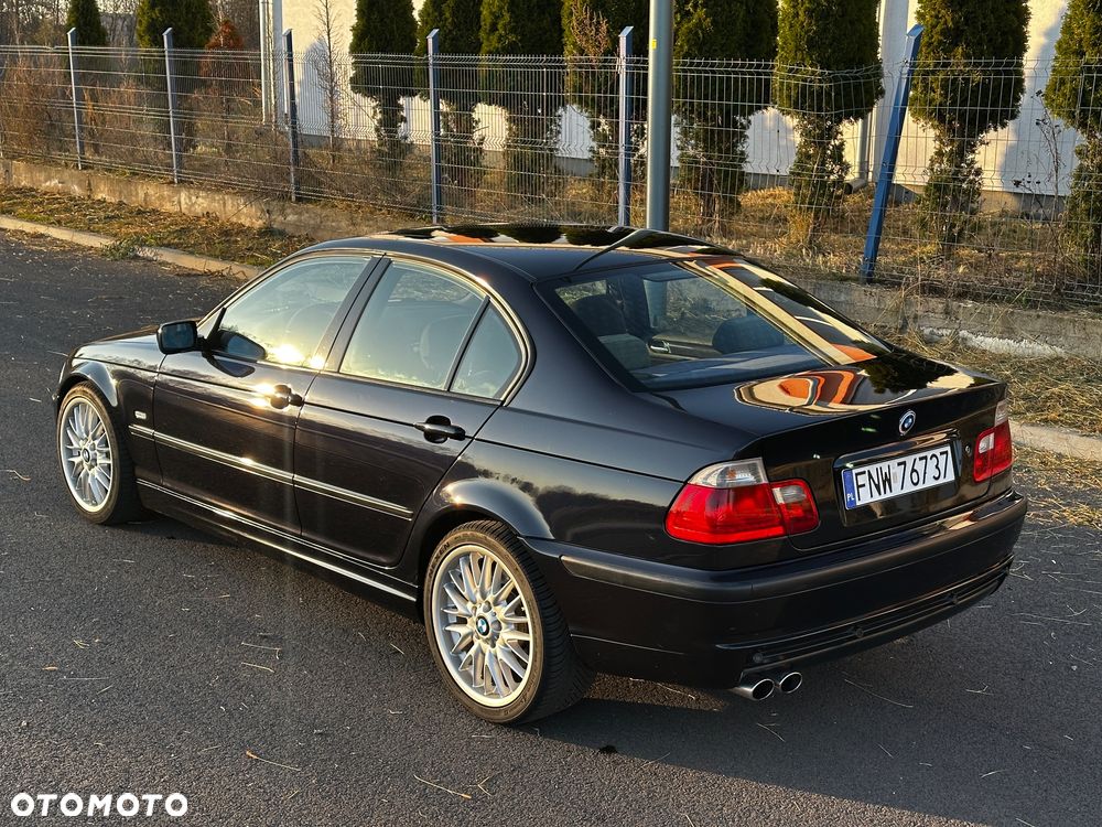 BMW Seria 3 330i - 2