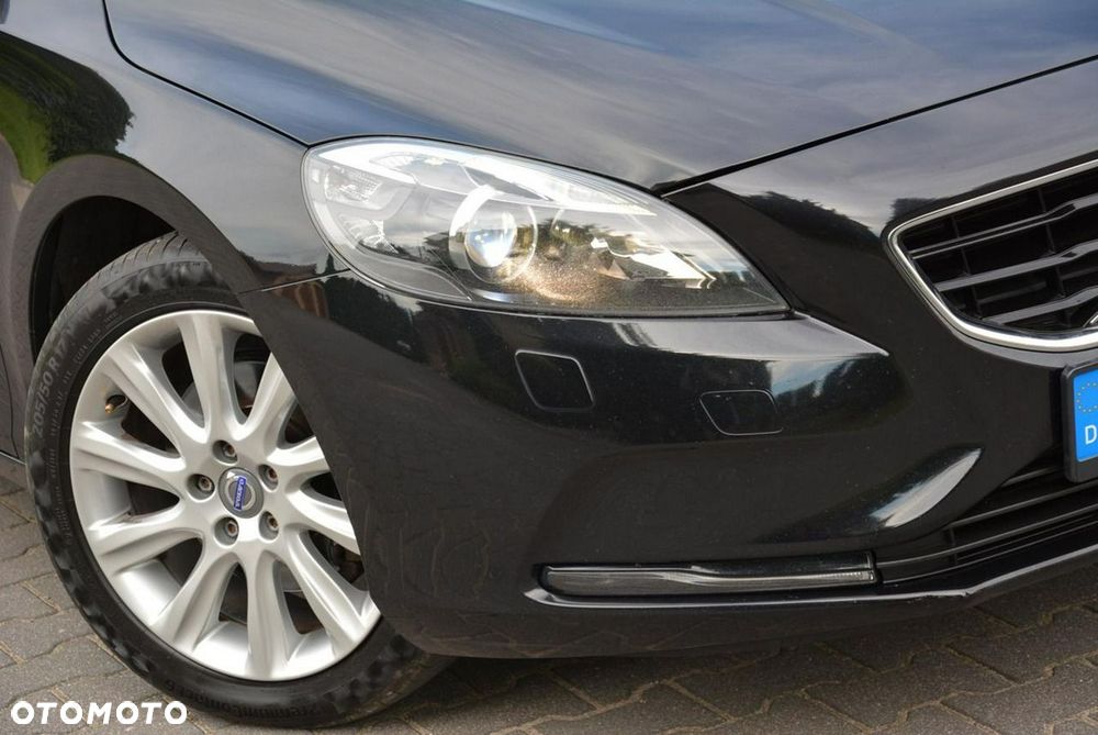 Volvo V40 T4 R-Design Momentum - 7