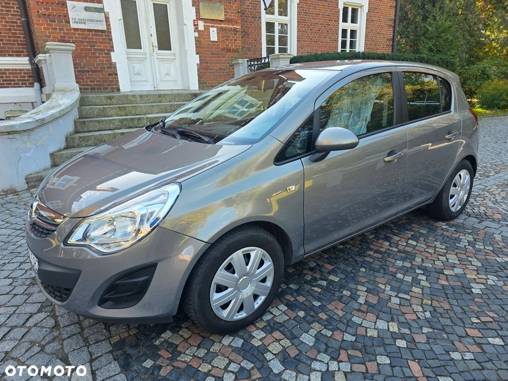 Opel Corsa 2011 photo 2