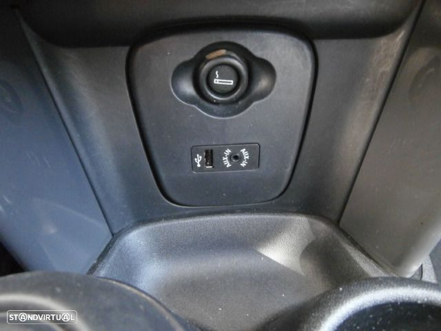 MINI 5 Portas One D - 17
