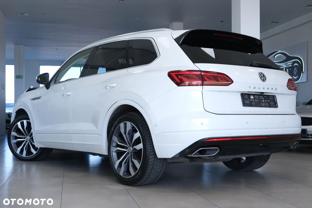 Volkswagen Touareg 4.0 V8 TDI SCR 4Mot R-Line - 11