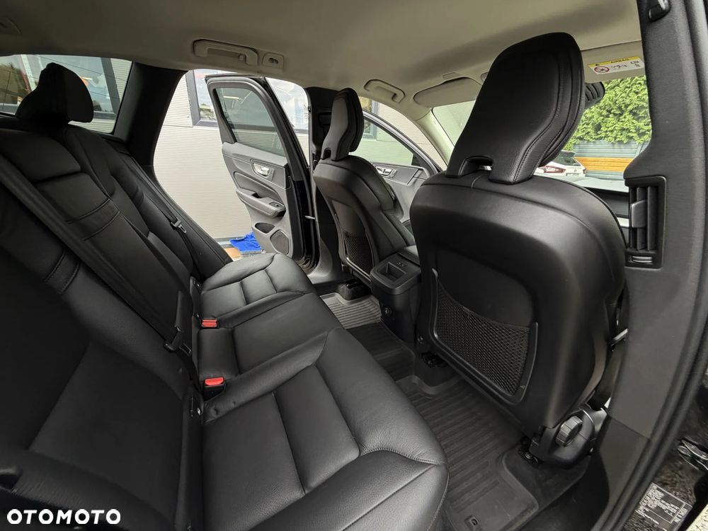 Volvo XC 60 D4 SCR Inscription - 17