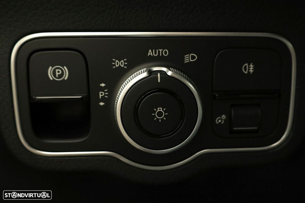 Mercedes-Benz B 250 e - 16