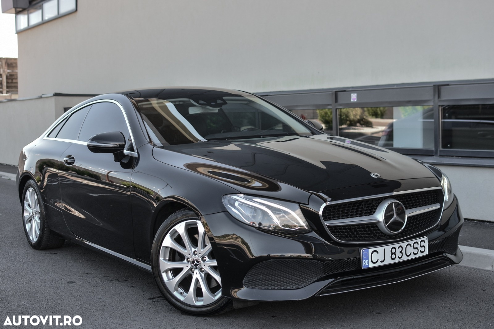 Mercedes-Benz E 220 d Coupe 9G-TRONIC Avantgarde - 18