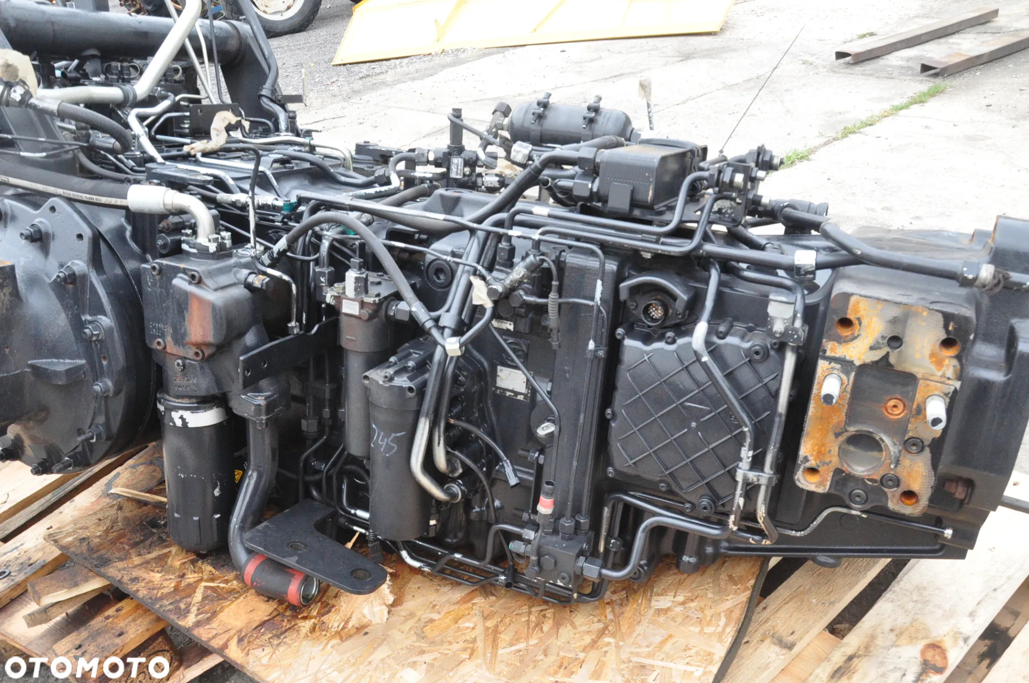 MOST WOM SKRZYNIA BIEGÓW DEUTZ FAHR 6160 - 2