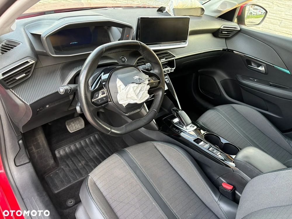 Peugeot 208 Elektromotor 136 E-Style - 13
