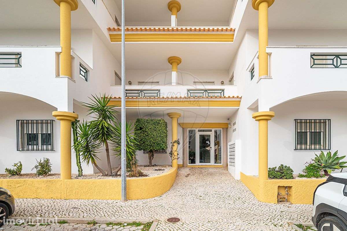 Apartamento T1 para arrendamento - Grande imagem: 2/25