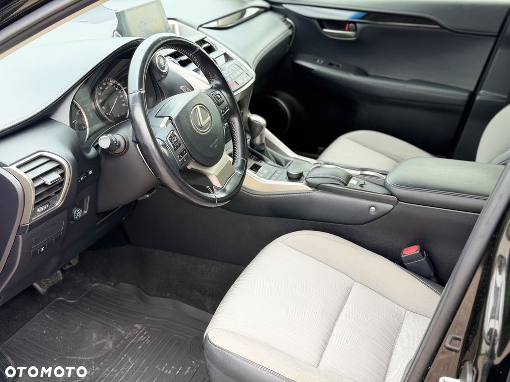 Lexus NX 200t Elegance 2WD - 18