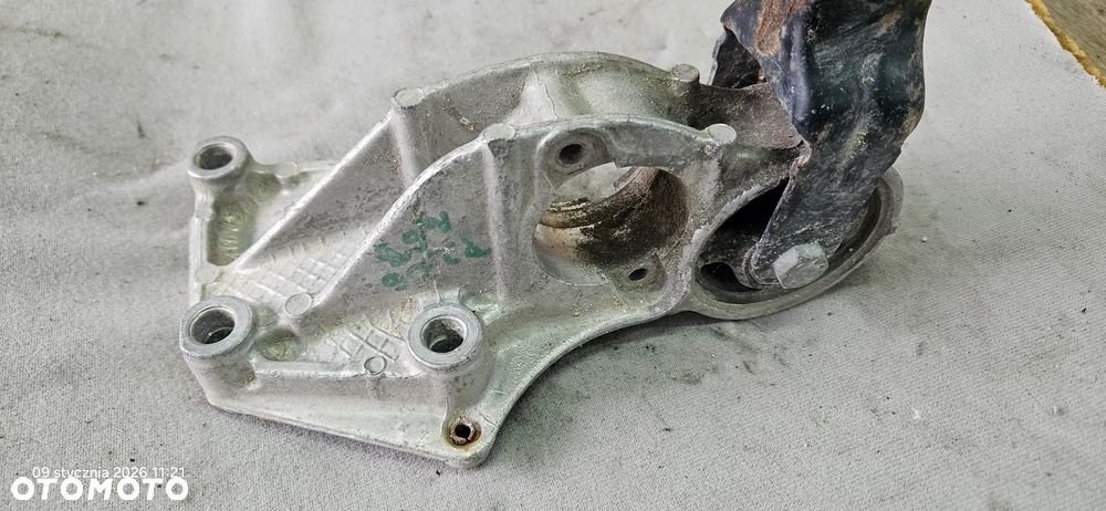 Łapa wspornik podpora półosi Peugeot 206 CC 307 1,6 16V 9640296180 - 3