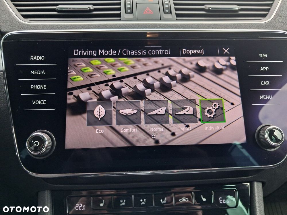 Skoda Superb 1.4 TSI Plug-In Hybrid Ambition DSG - 19