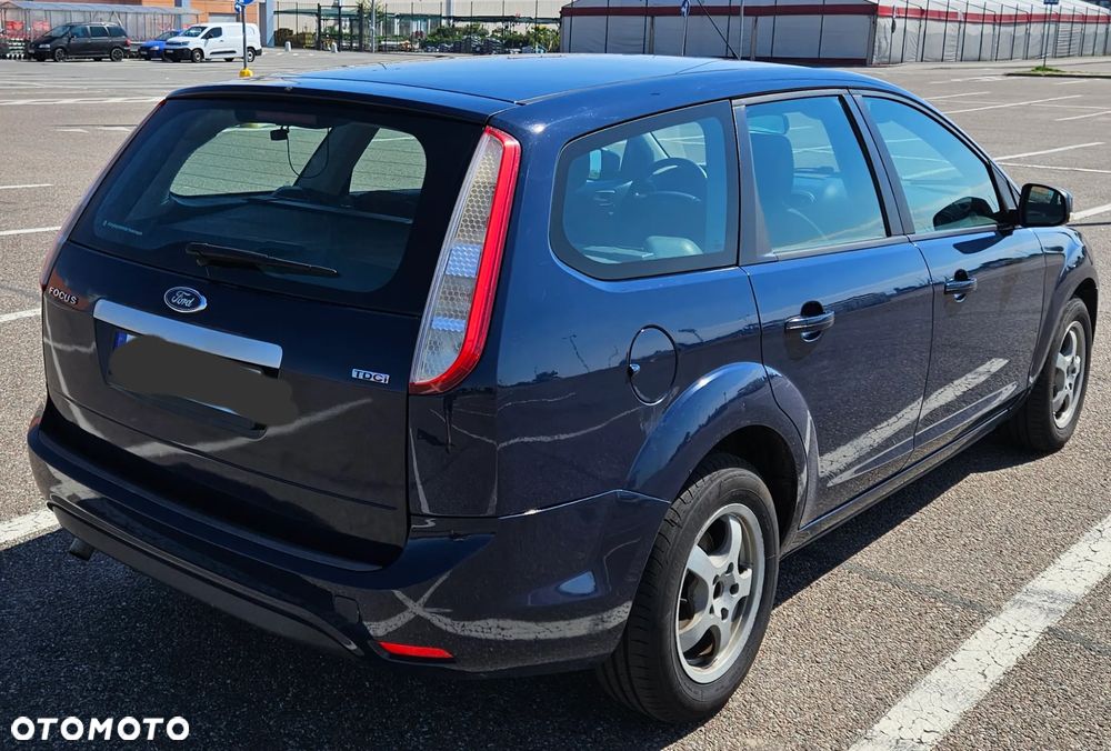 Ford Focus 1.6 TDCi Ambiente - 5