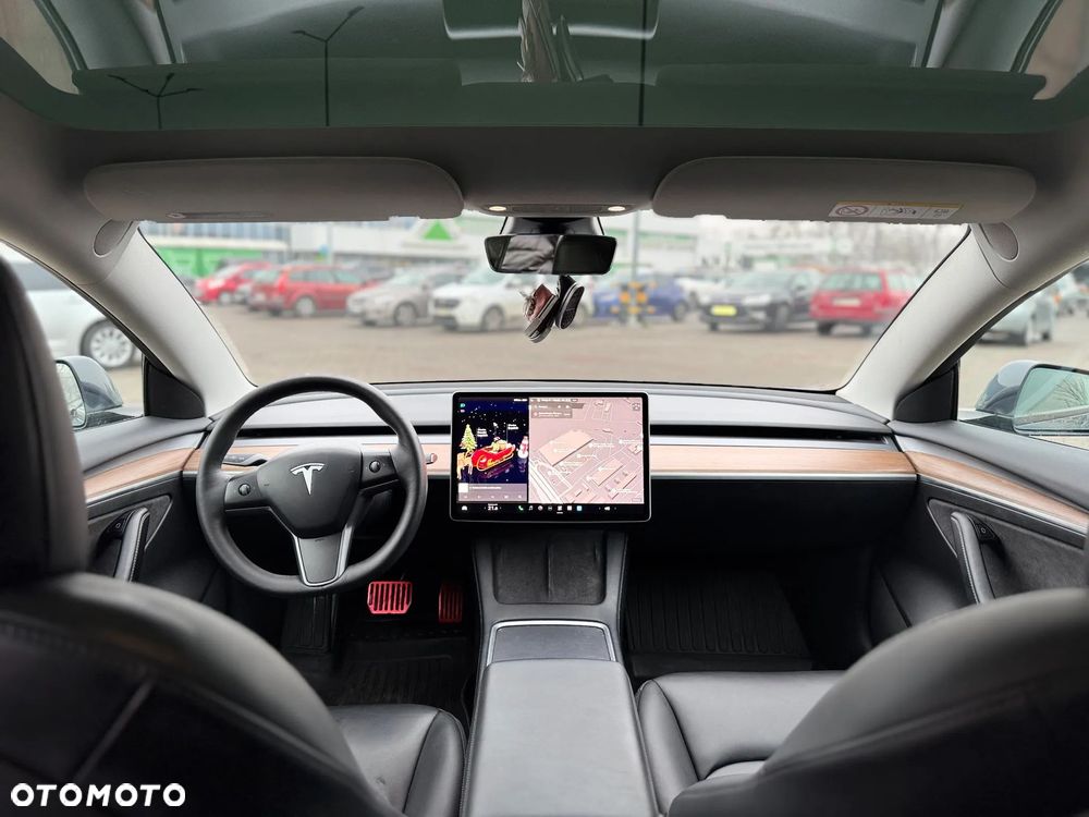 Tesla Model 3 RWD - 21