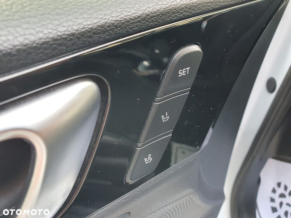 Kia Ceed 1.4 T-GDI OPF GT Line - 17