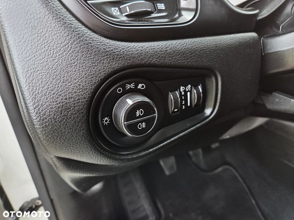 Jeep Renegade 1.6 E-torQ Justice - 17