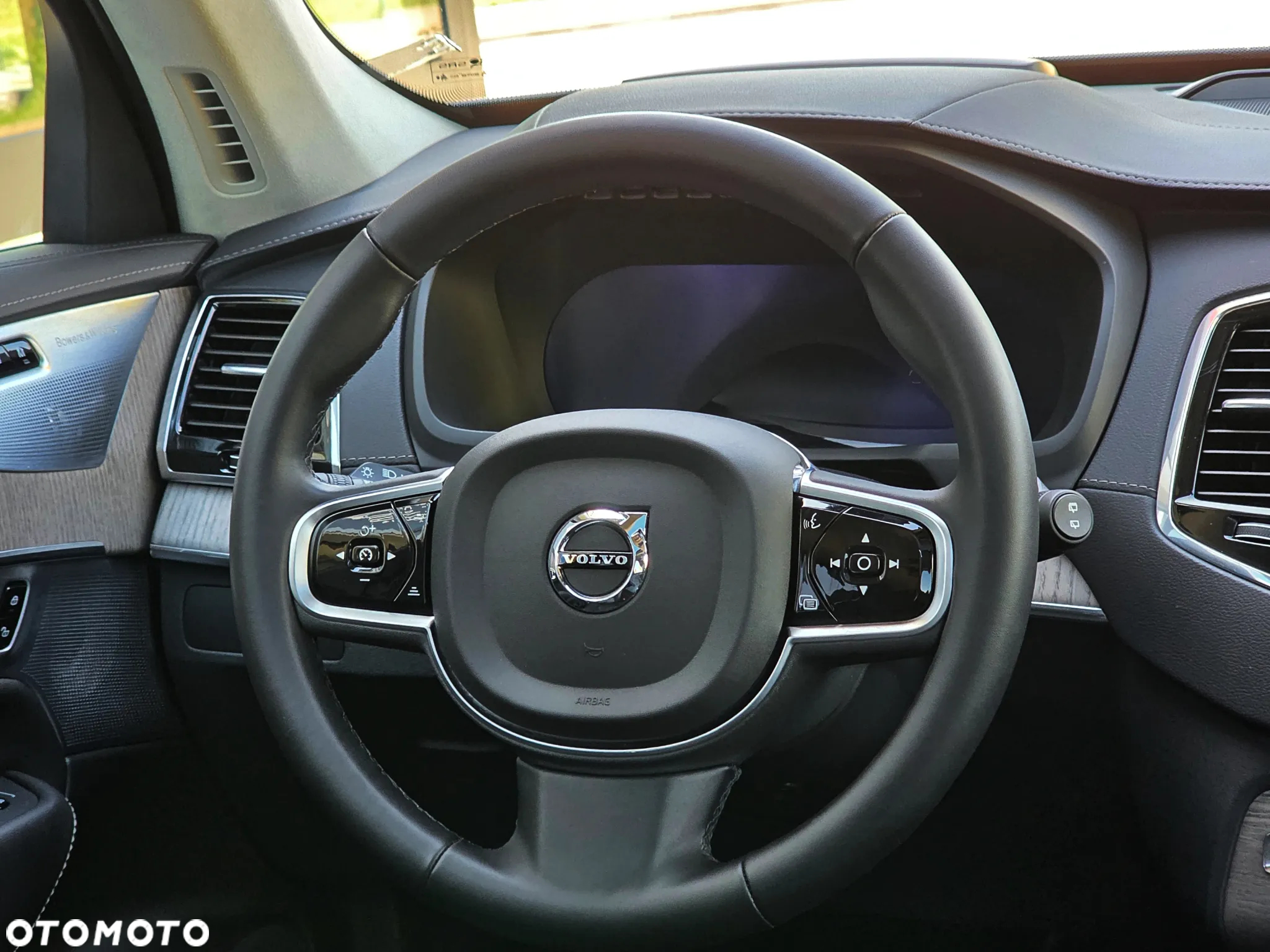 Volvo XC 90 - 33