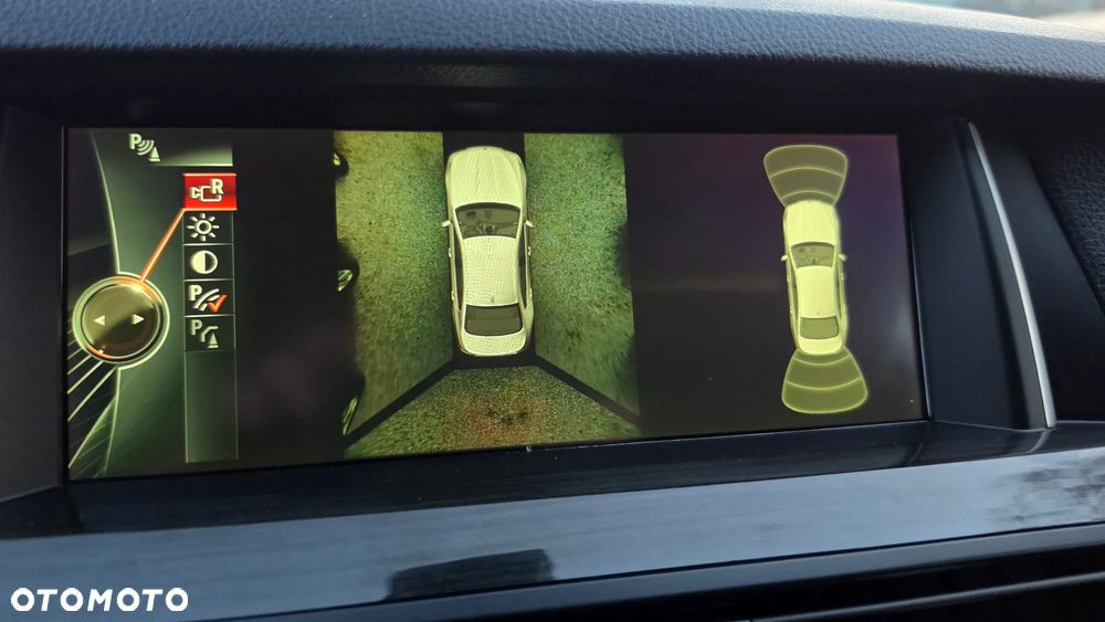 BMW Seria 5 535i Sport-Aut Luxury Line - 23