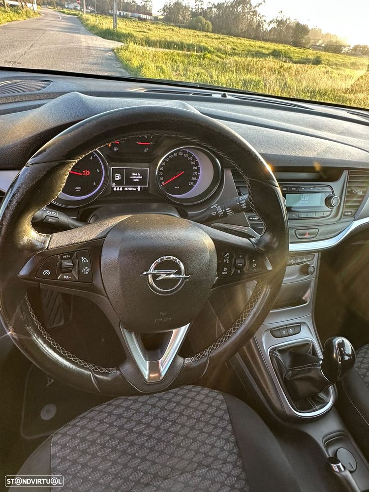 Opel Astra Sports Tourer 1.6 CDTI Edition S/S - 11