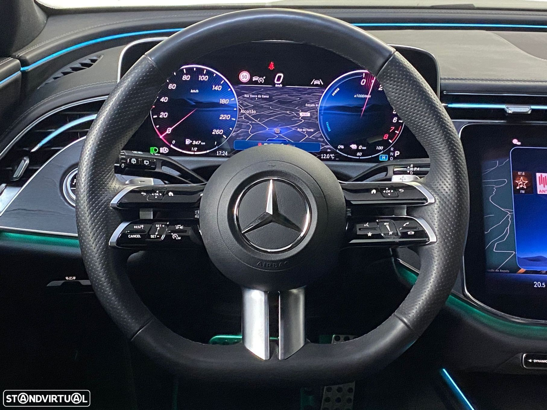 Mercedes-Benz E 300 e AMG Line - 10