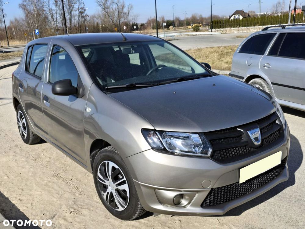 Dacia Sandero 1.2 16V 75 Live II - 31
