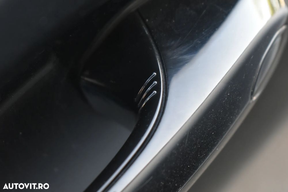 BMW Seria 3 - 12