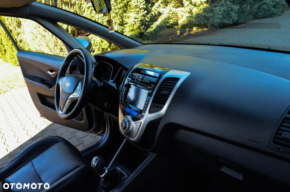 Hyundai ix20 1.6 Premium blue - 37