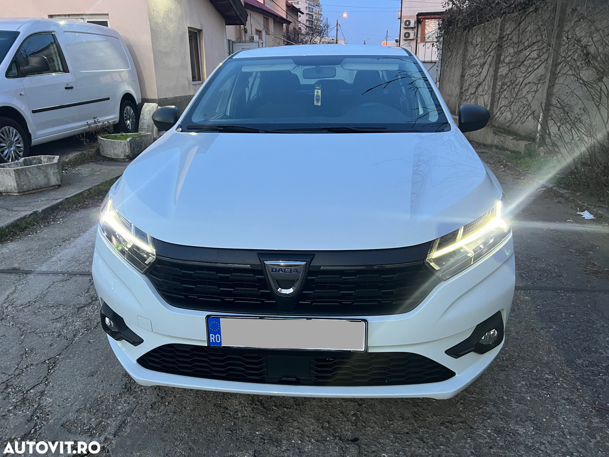 Dacia Logan TCe 90 MT6 Comfort - 13