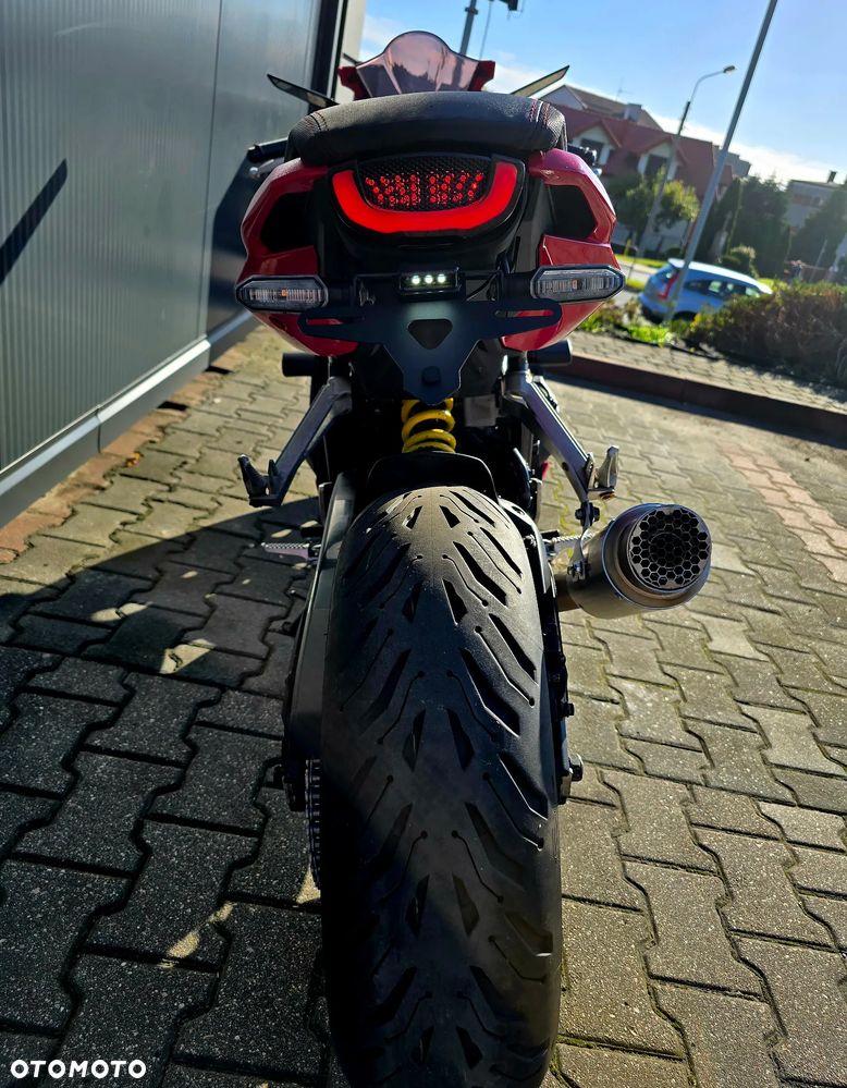 Honda CBR - 18