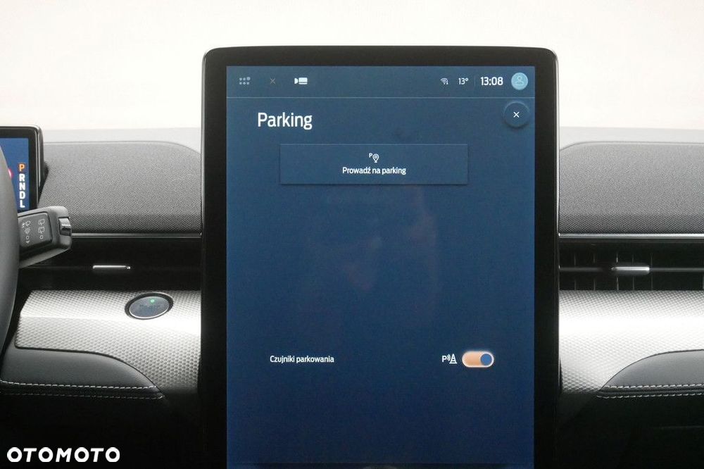 Ford Mustang Mach-E - 25