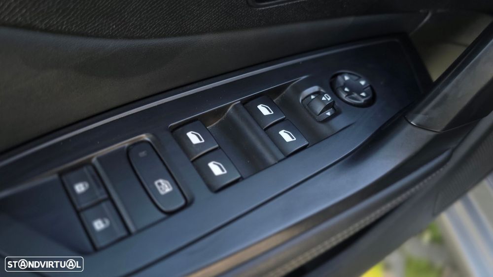 Peugeot 308 PureTech 130 Stop & Start Allure - 19