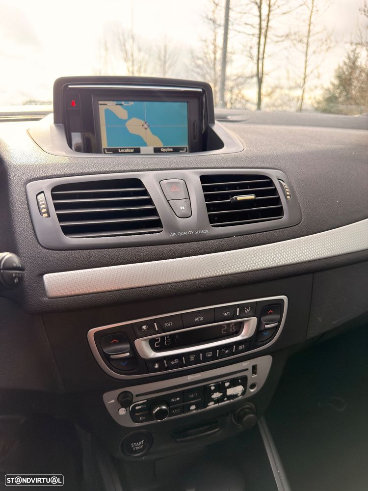 Renault Mégane ENERGY dCi 110 Start & Stop Bose Edition - 11