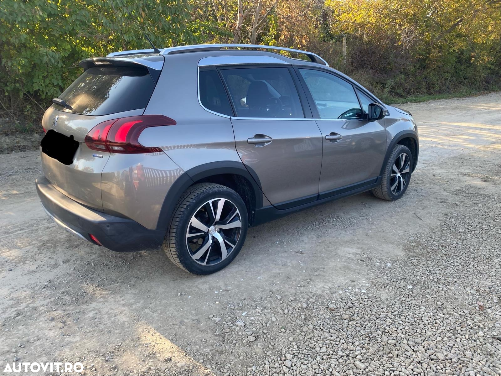 Peugeot 2008 - 13