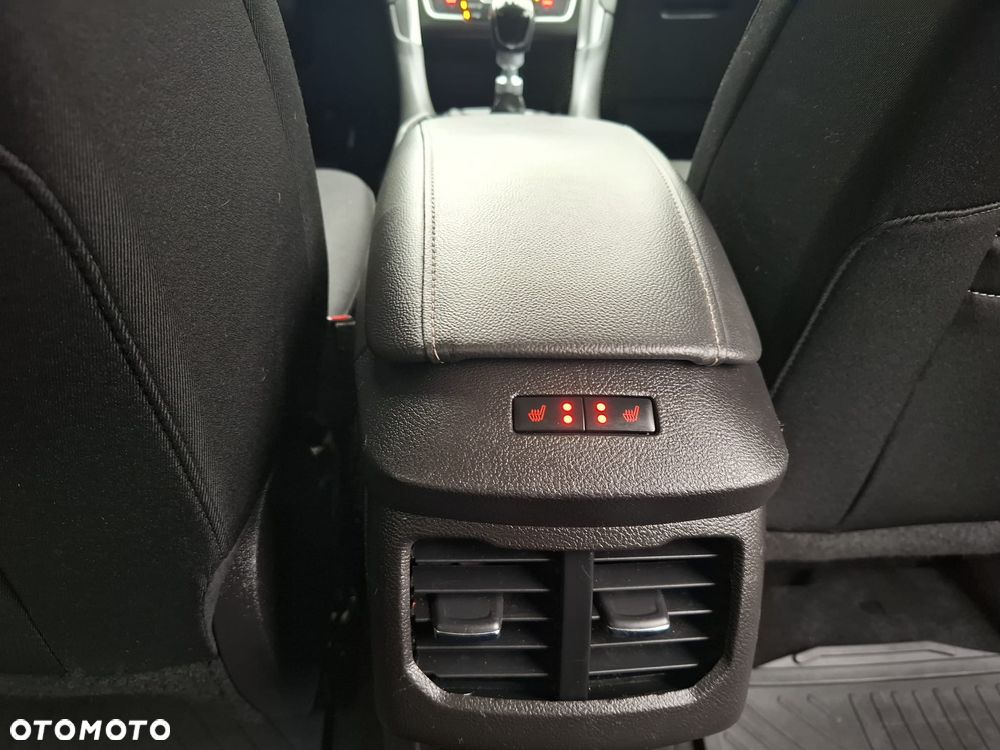 Ford Mondeo - 16