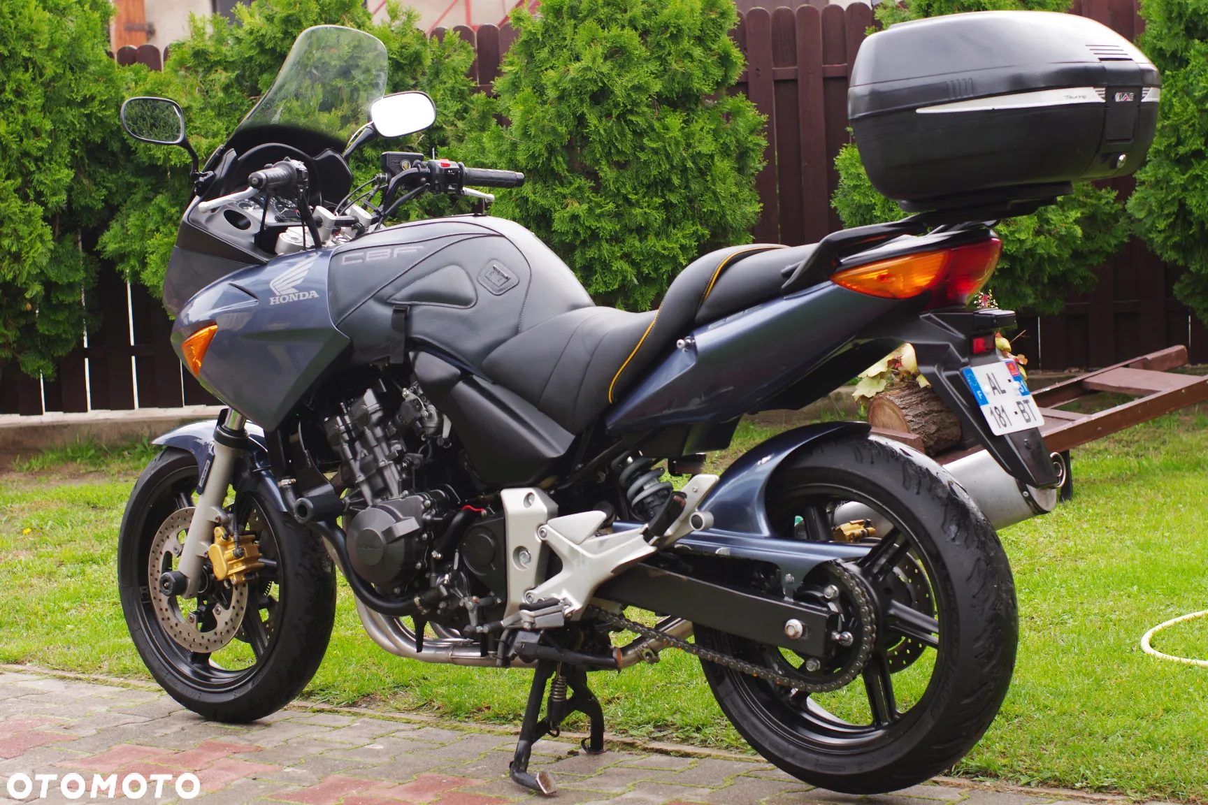 Honda CBF - 22