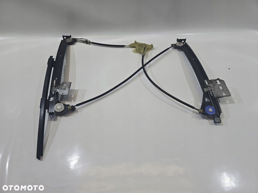 podnośnik szyby prawy renault laguna iii coupe 2011 - 1