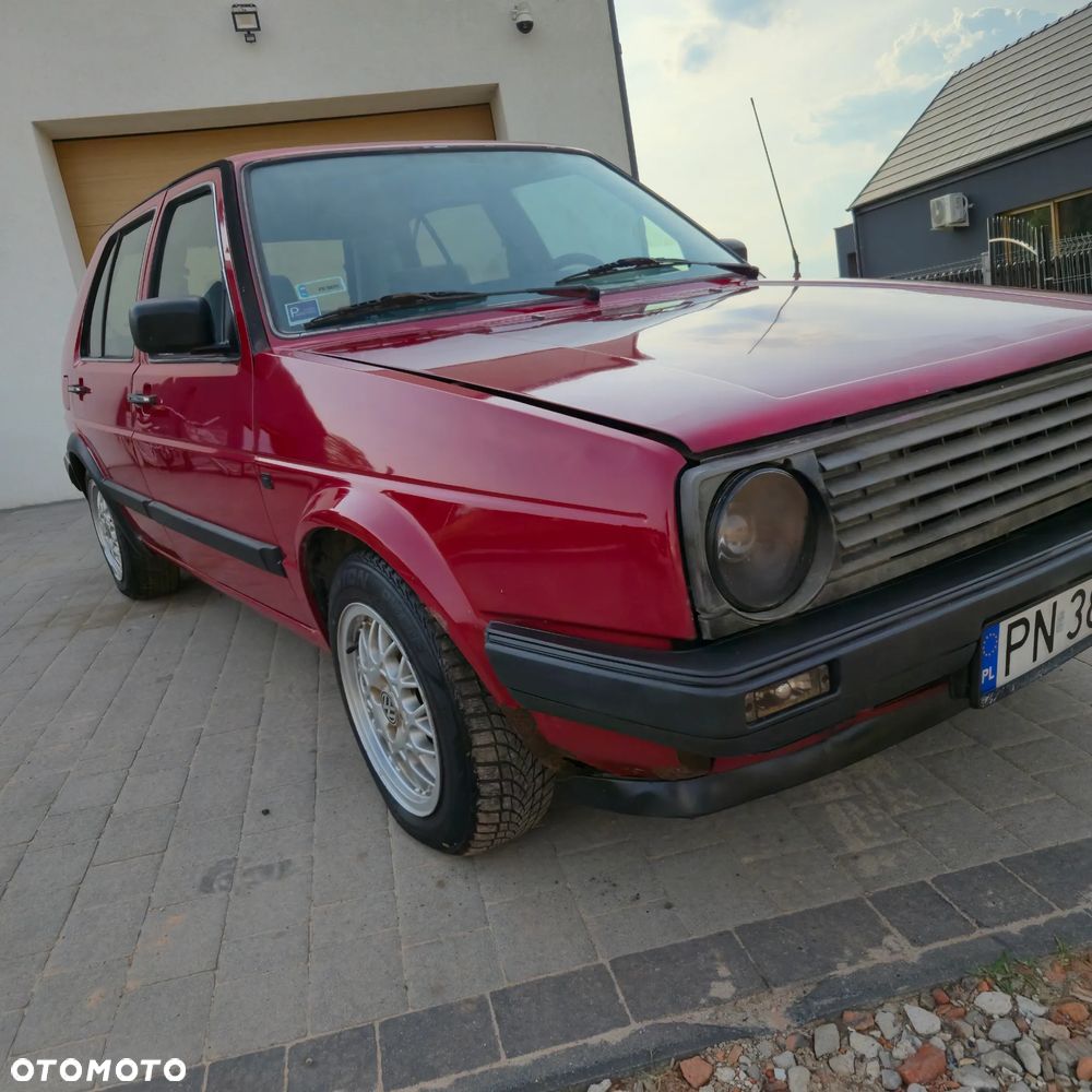 Volkswagen Golf - 8